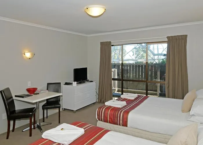 Airport Harbour Motel