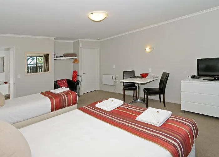 Airport Harbour Motel